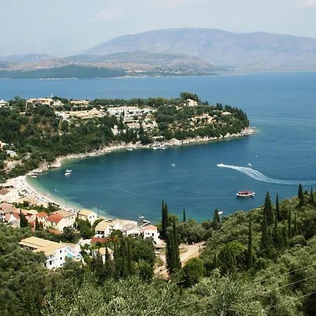Frosso Bay דירה קלאמי