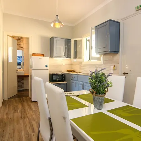 Frosso Bay Appartement *